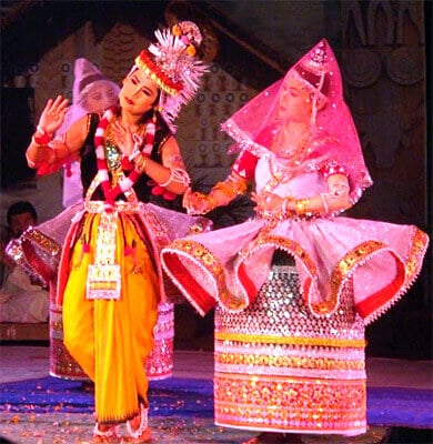 Manipuri dancers